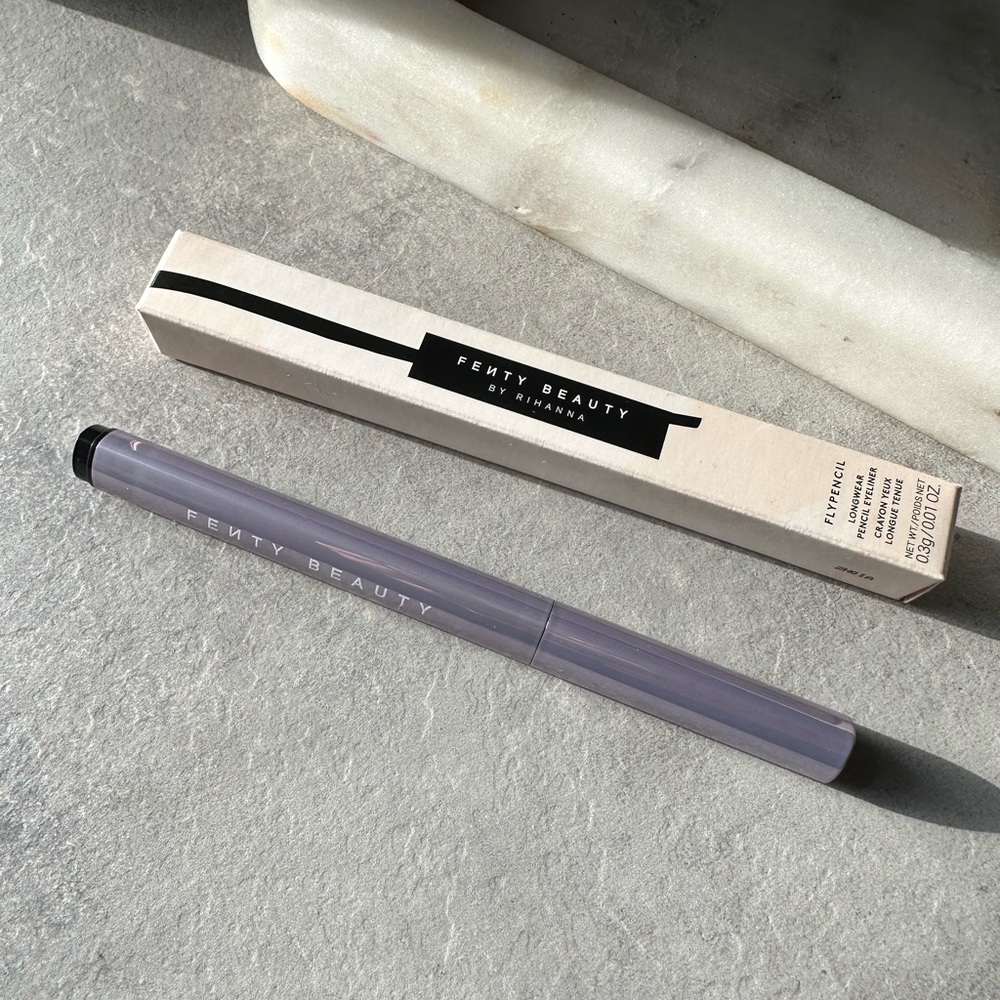 Fenty Flypencil in Cuz I'm Black Longwear Eyeliner NEW Fly Pencil